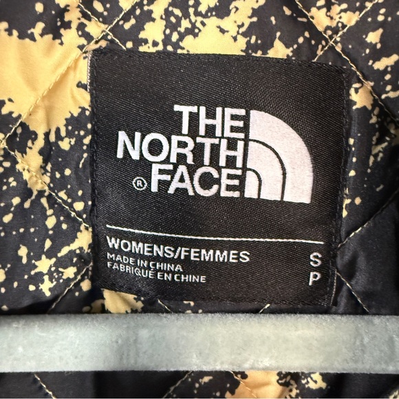 The North Face Bomber Jacket - Picture 4 of 7